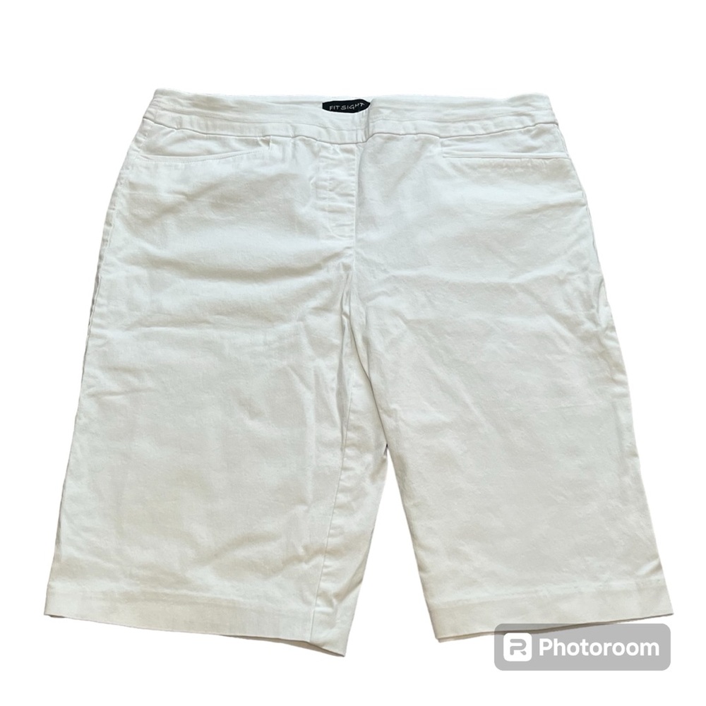 Fit Sight size XL women’s stretchy white shorts